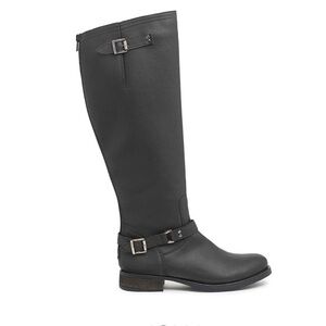 G.H. Bass & Co. VANYA KNEE‎ HIGH
BOOTS Sz. 7.5